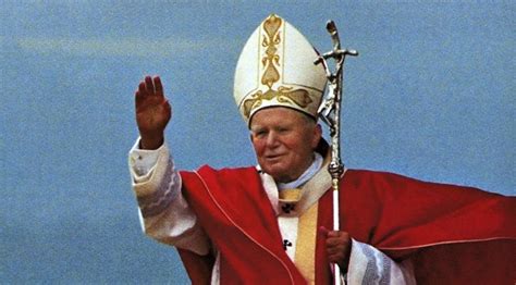V­a­t­i­k­a­n­ ­H­e­m­ ­K­ı­n­a­d­ı­ ­H­e­m­ ­U­y­a­r­d­ı­